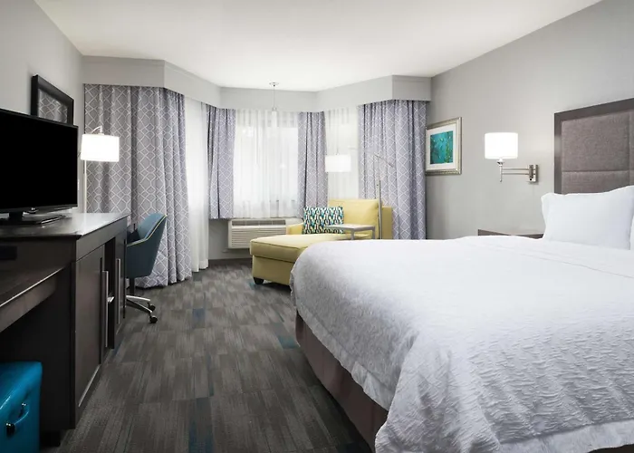 Hampton Inn Monterey